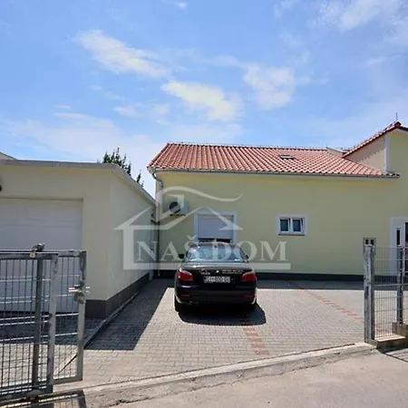 Niko Und Gaby Apartment *