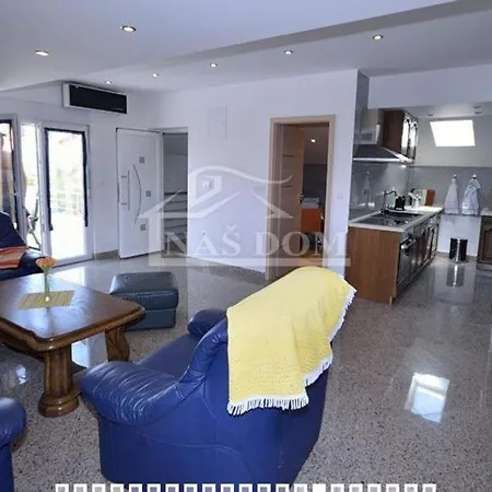 Niko Und Gaby Vodice