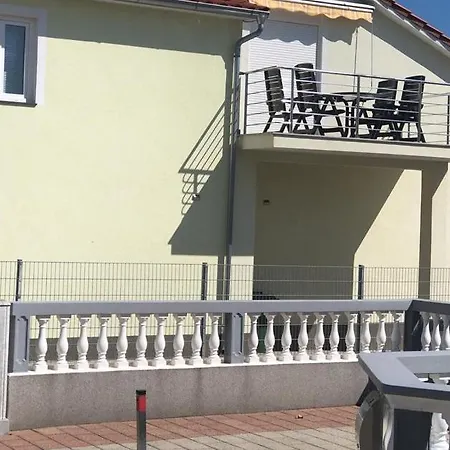 Niko Und Gaby Апартаменты