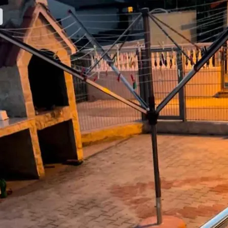 Niko Und Gaby Apartment *