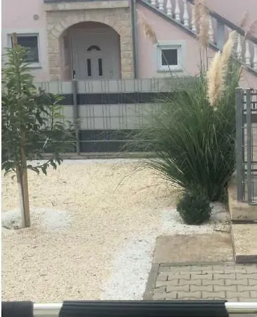 Apartment Niko Und Gaby Vodice