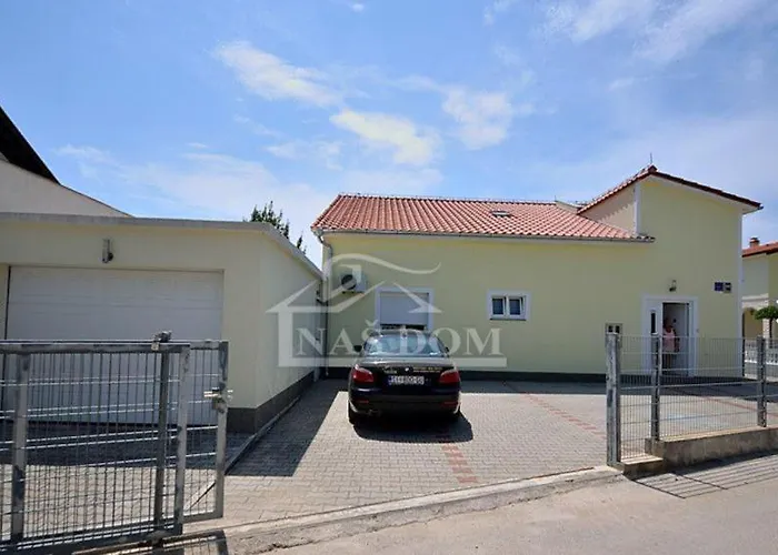 Niko Und Gaby Apartmán *