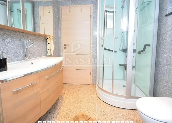 Niko Und Gaby Vodice